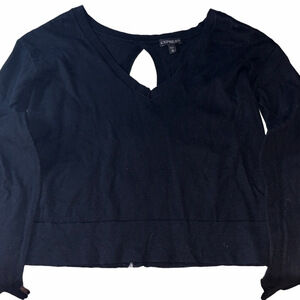 Express V-Neck Sweater Crop w/back Zipper | EUC | Sz XS